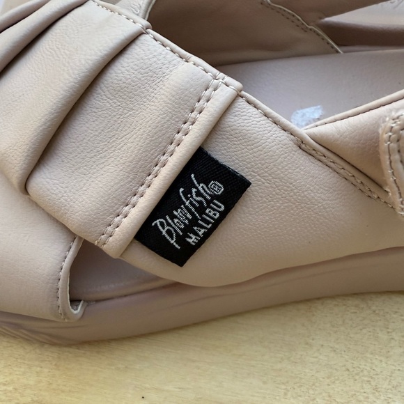 Blowfish Malibu sandals, size 6.5, cream color - Picture 3 of 10